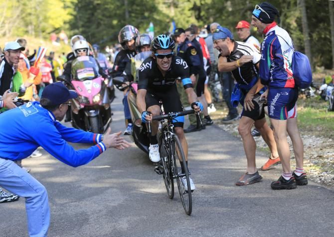 Uran is urged on by the crowd