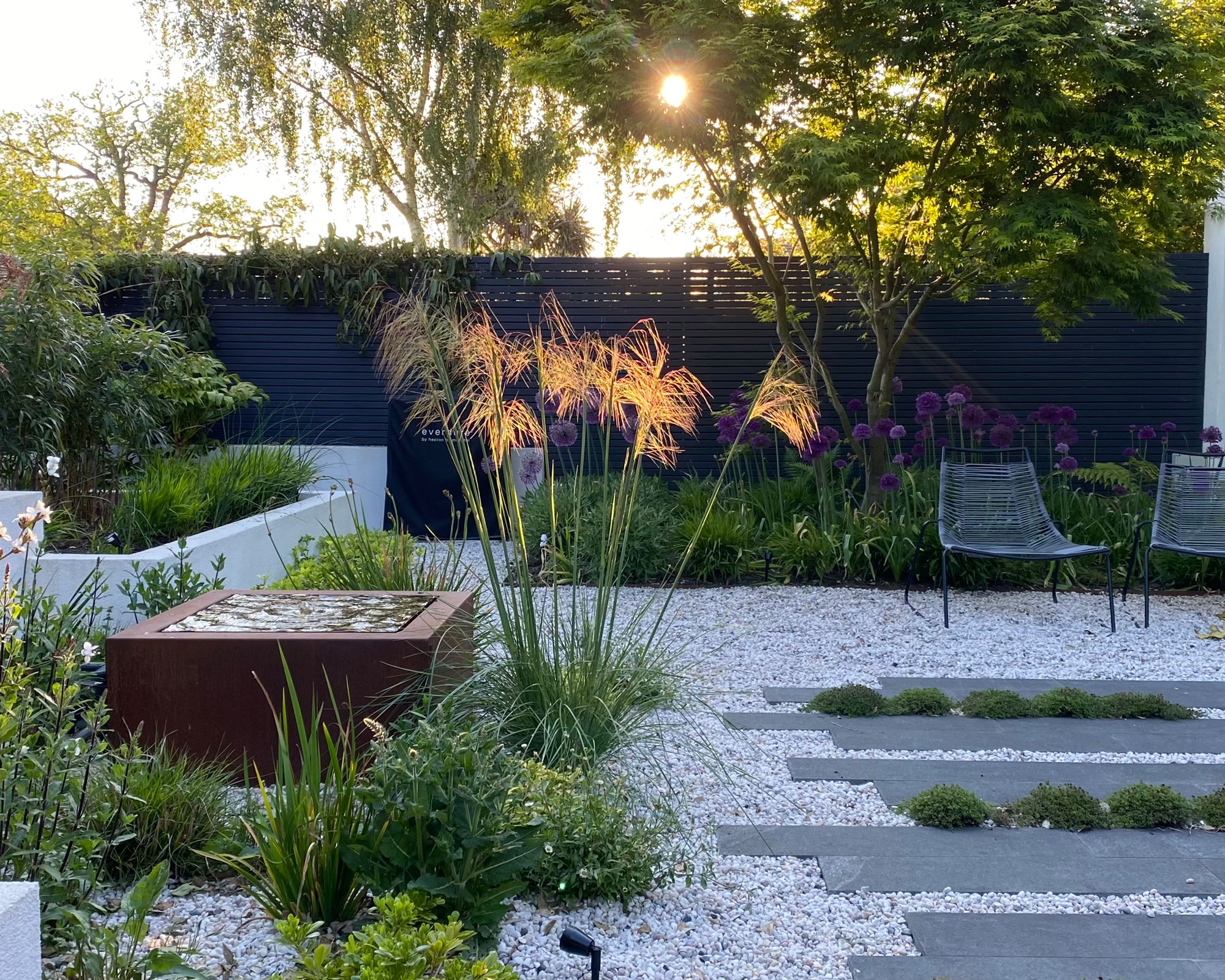 Courtyard garden ideas 20 ways transform an enclosed space  