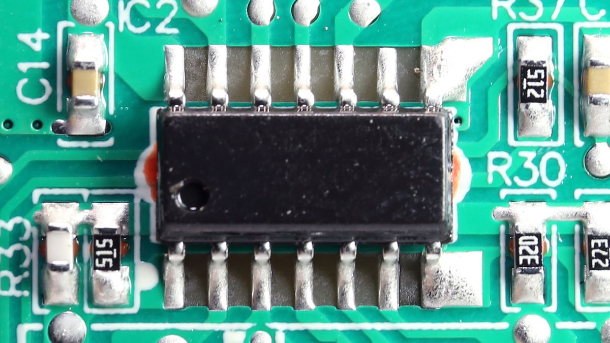 Gigabyte UD1000GM PG5