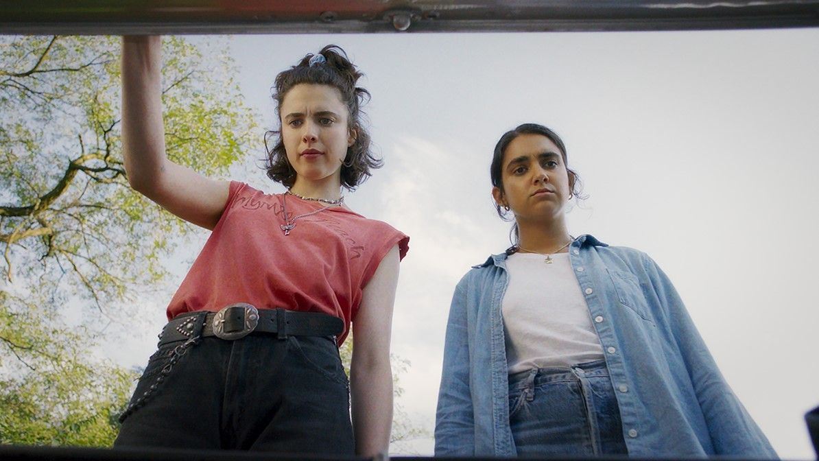 Geraldine Viswanathan and Margaret Qualley in Drive-Away Dolls