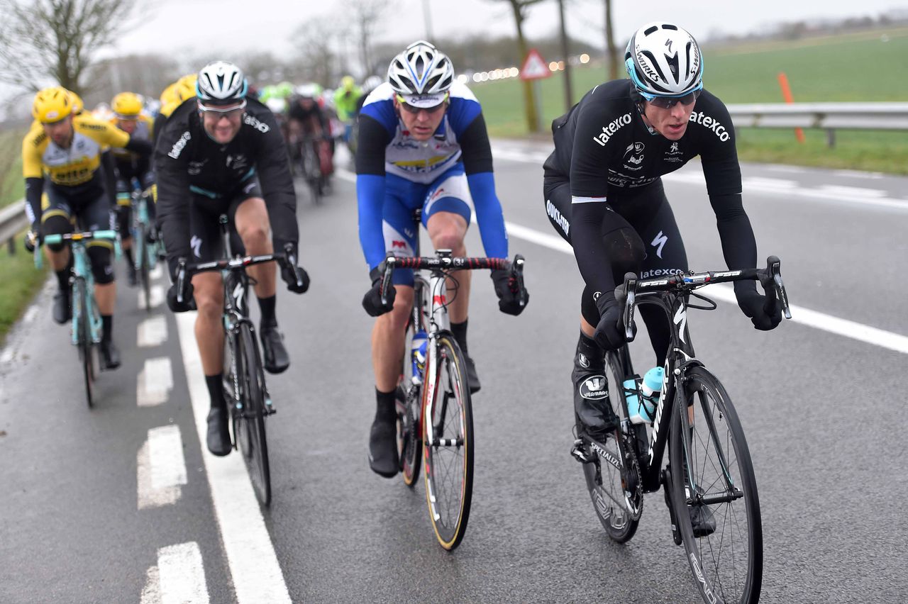 Martin Velits (Etixx-Quick Step) setting the early pae