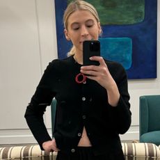 Molly Howard outfit selfies