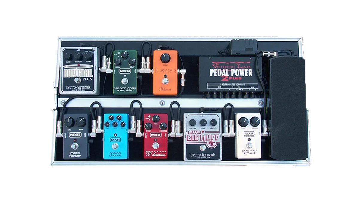 Customize your Hard Wood Pedalboard in 3 Simple Steps