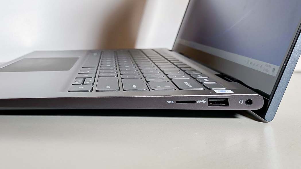 Dell Inspiron 14 2-in-1 ports