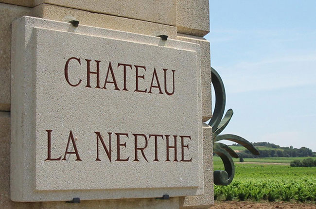 Chateau-la-nerthe.jpg