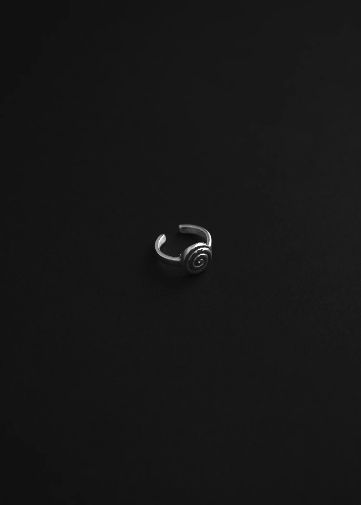 Uzu Toe Ring - Silver - Louis Abel