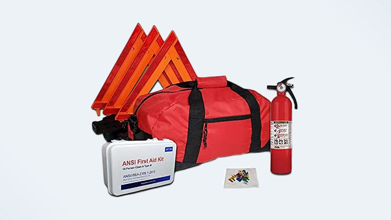 DOT Essential OSHA ANSI Compliant Kit contents