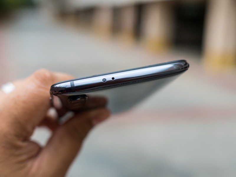 Xiaomi Mi 9 review
