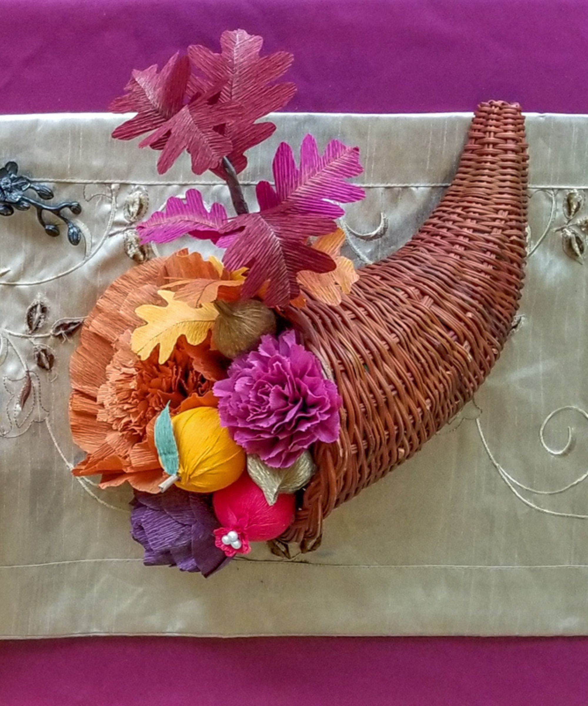 Cornucopia basket with DIY flwers and fruit ornaments