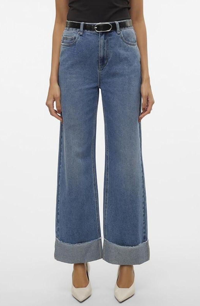 Vero Moda Jeans on the model 