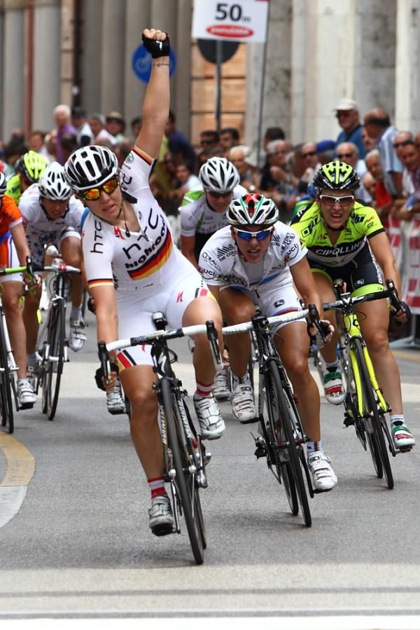 German road race Champion, Ina Yoko Teutenberg (HTC-HighRoad), enjoyed sprint wins as usual during the season.