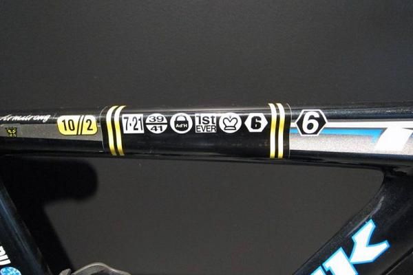 The TTX sported Livestrong and 10/2 Nike graphics