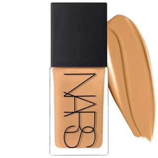 Light Reflecting Advanced Skincare Medium Coverage Foundation