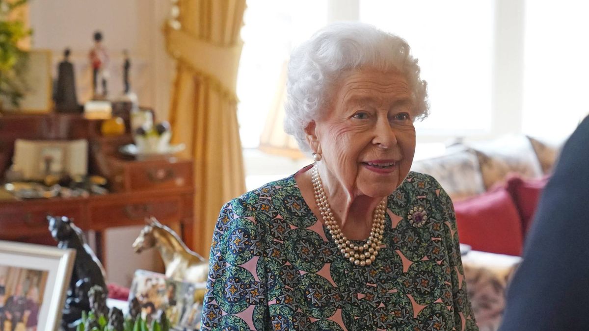 The Queen's diary is 'under review' due to her health and the ...