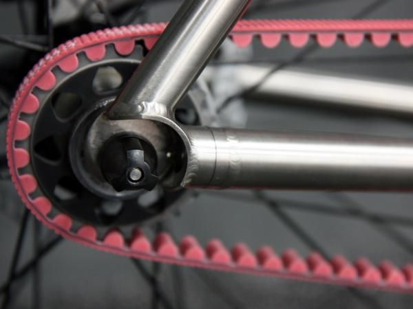 Ti Cycles put the split in the chain stay instead of the seat stay to pass through the Gate carbon belt and an internal cone keeps everything aligned. The design - developed by Ti Cycles' own Dave Levy - is also used by Sean Chaney of Vertigo.