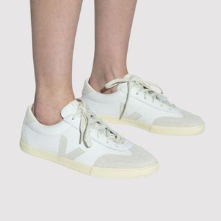 Veja Volley trainers 