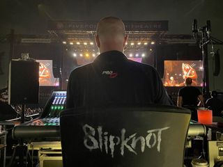Bob Strakele mixing Slipknot’s October show at FivePoint Amphitheatre in Irvine, using L-Acoustics.