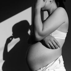 Pregnant women motherhood penalty