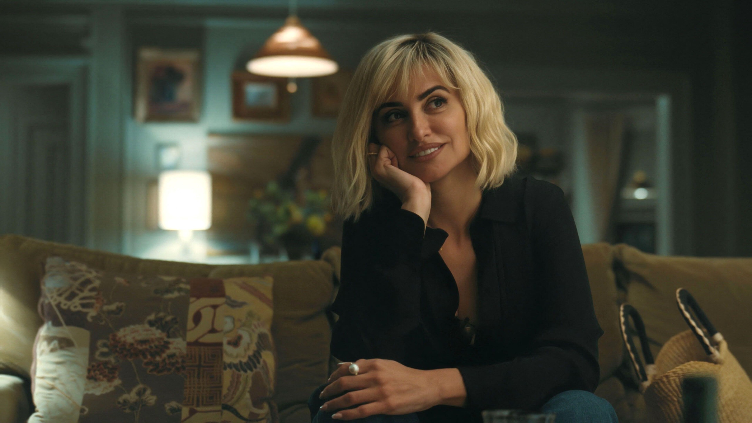 Penelope Cruz as Pina in The Invite