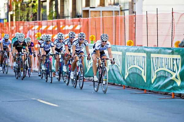 Four to go and Lauren Tamayo (Peanut Butter &amp; Co TWENTY 12) is followed by the Team TIBCO train.