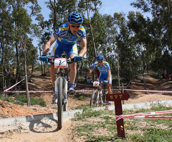 Inaki Lejarreta Errasti in the lead