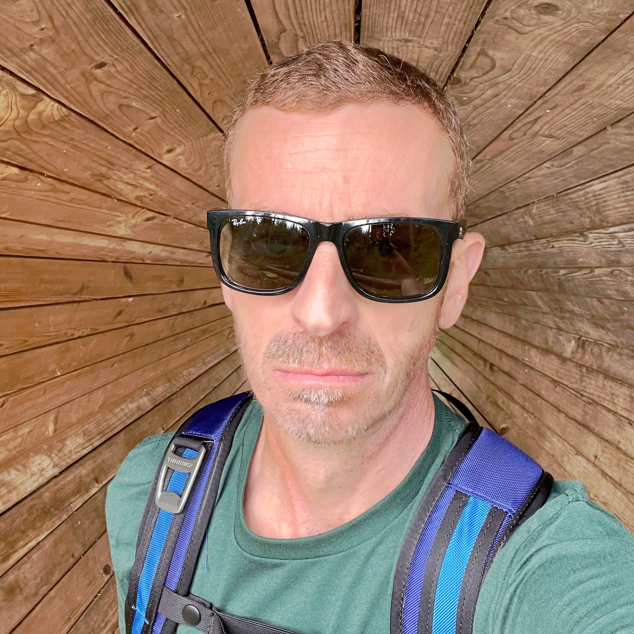 A head and shoulders shot of Live Science contributor Rich Owen