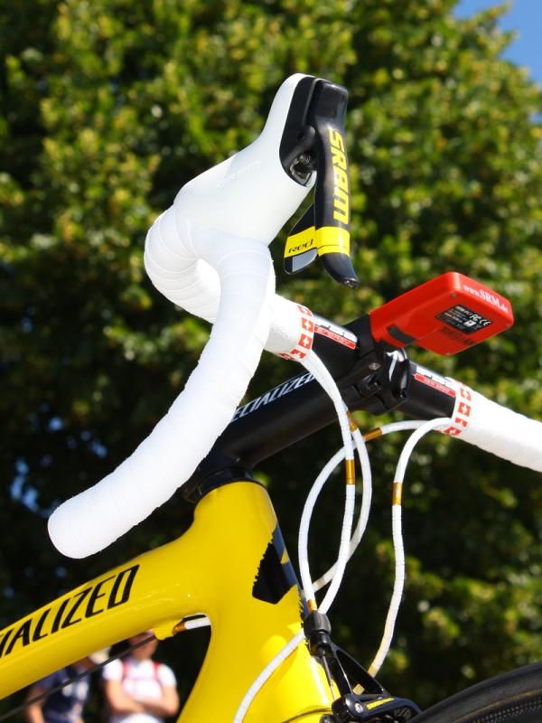 Yellow accents adorn Cancellara's SRAM Red LTE DoubleTap lever but shortly after this shot was taken, the hoods were swapped with yellow ones, too.
