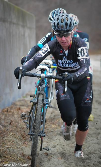 Laura Van Gilder (Van Dessel) leading the chasers on the beach run