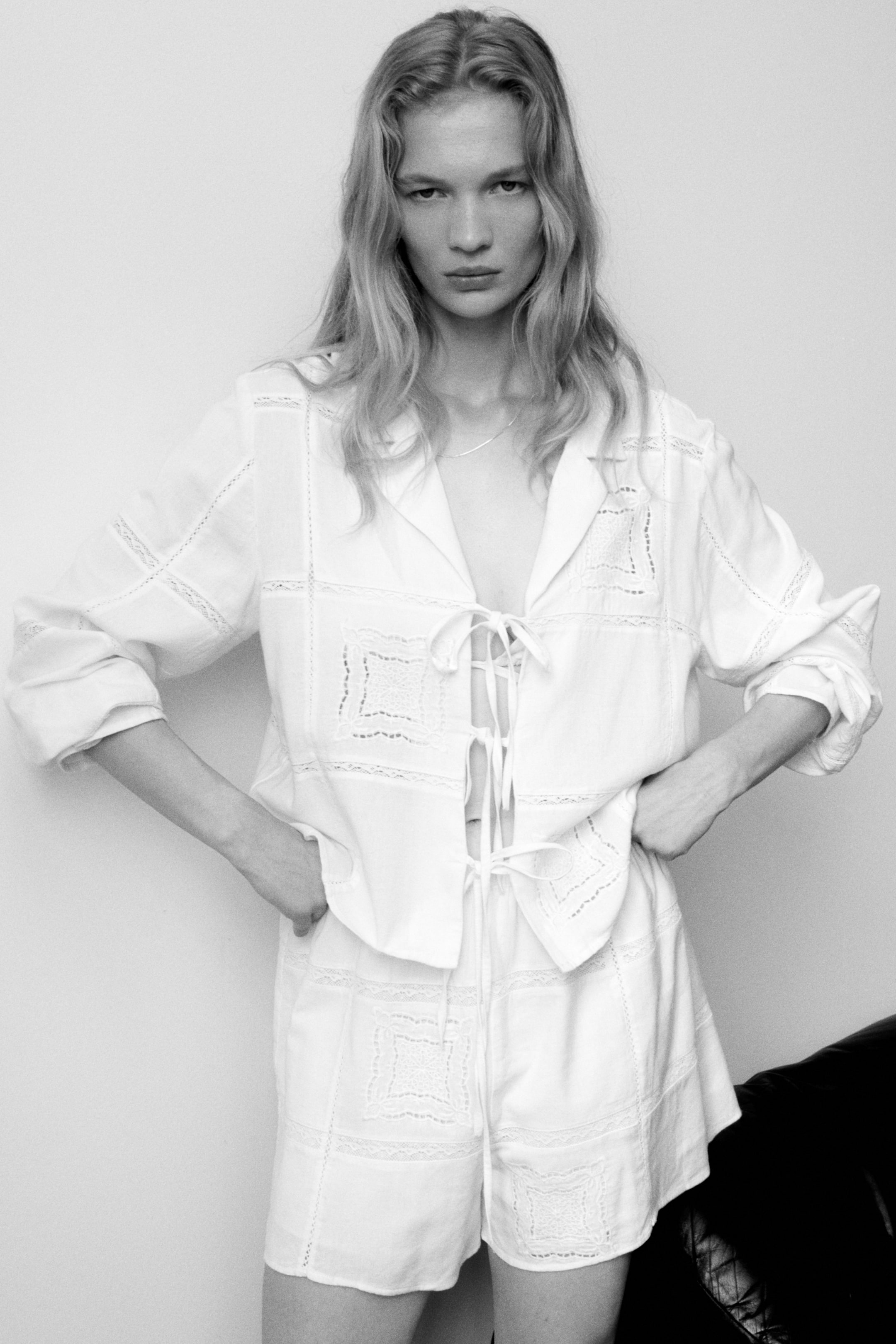 Broderie Anglaise Linen-Blend Shorts