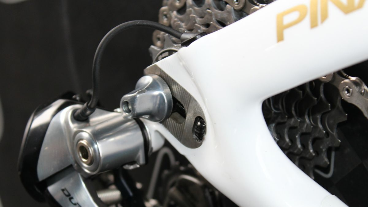 The rear-entry dropouts on the Bolide are scored for precision and grip.