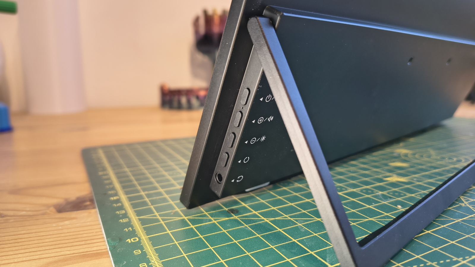 UPERFECT UFree V Battery Wireless Portable Monitor