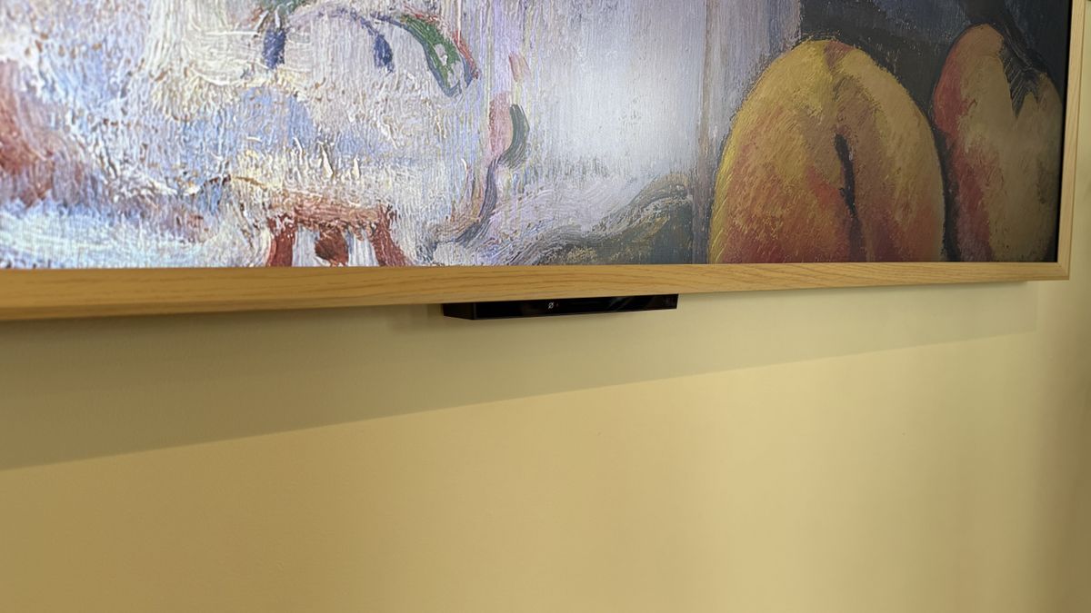 A picture of the Omnisense sensor on the Amazon Ember Artline
