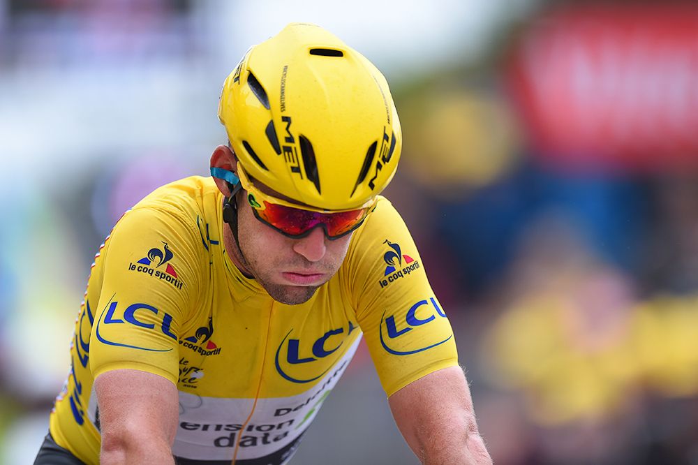 Mark Cavendish finishes stage 2 and his spell in the yellow jersey.