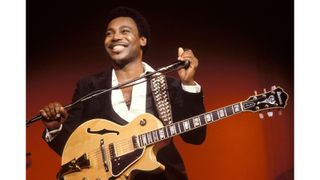 George Benson – shown here in 1981 – was the second guitarist to develop an Ibanez signature model, the GB10, which made its debut in 1977