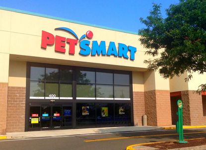 PetSmart sells itself to investors for $8.7 billion