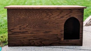 Wooden litter box