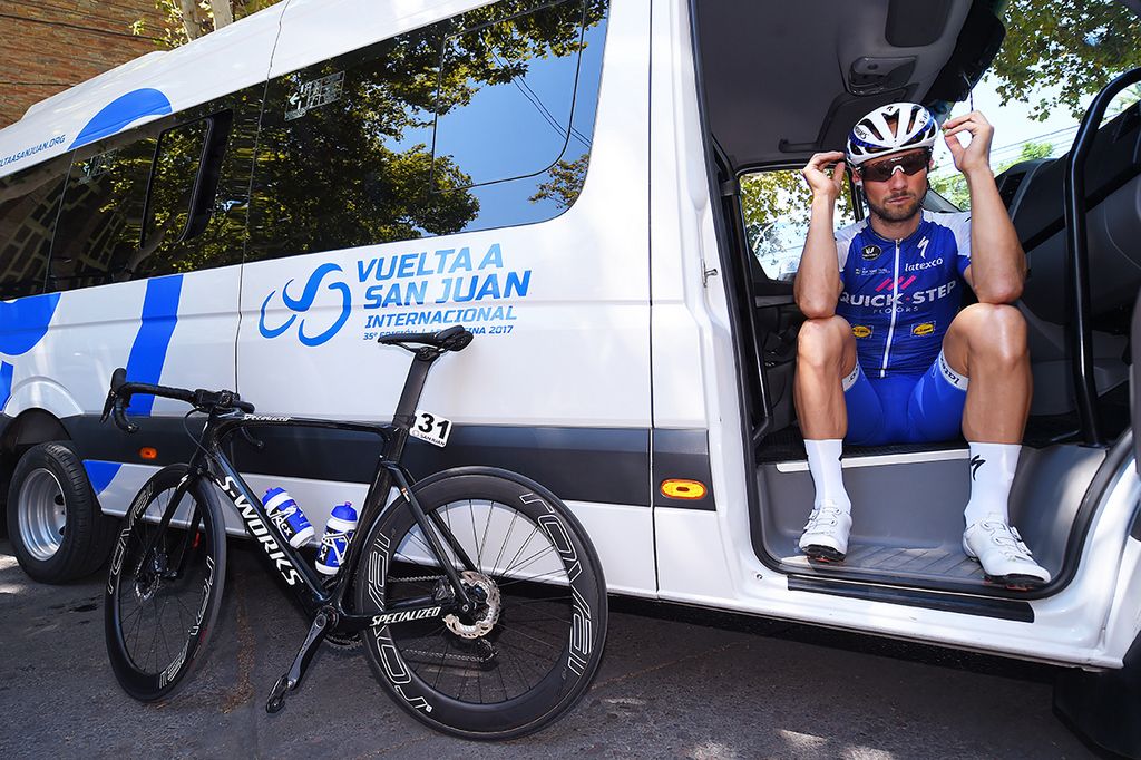 Tom Boonen relaxing pre-stage