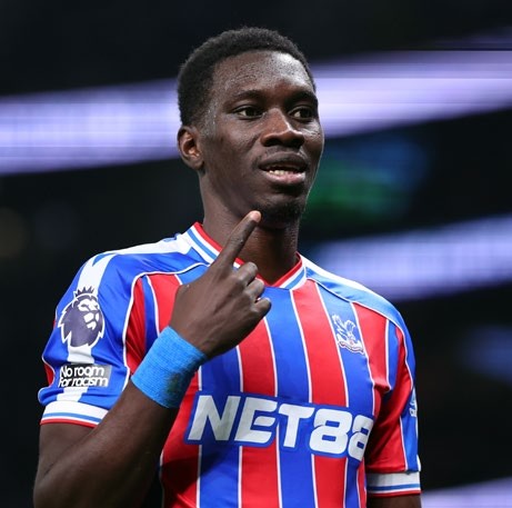 Ismaila Sarr of Crystal Palace celebrates scoring. (Photo by Marc Atkins/Getty Images)