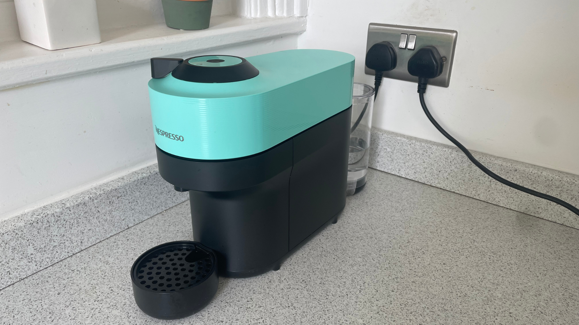 Vertuo Pop Aqua Mint Nespresso Coffee Machine