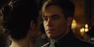 Chris Pine looking at Gal Gadot in Wonder Woman