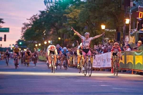 Brad Huff (Jelly Belly p/b Kenda Cycling Team) takes the stage win in Uptown Minneapolis.