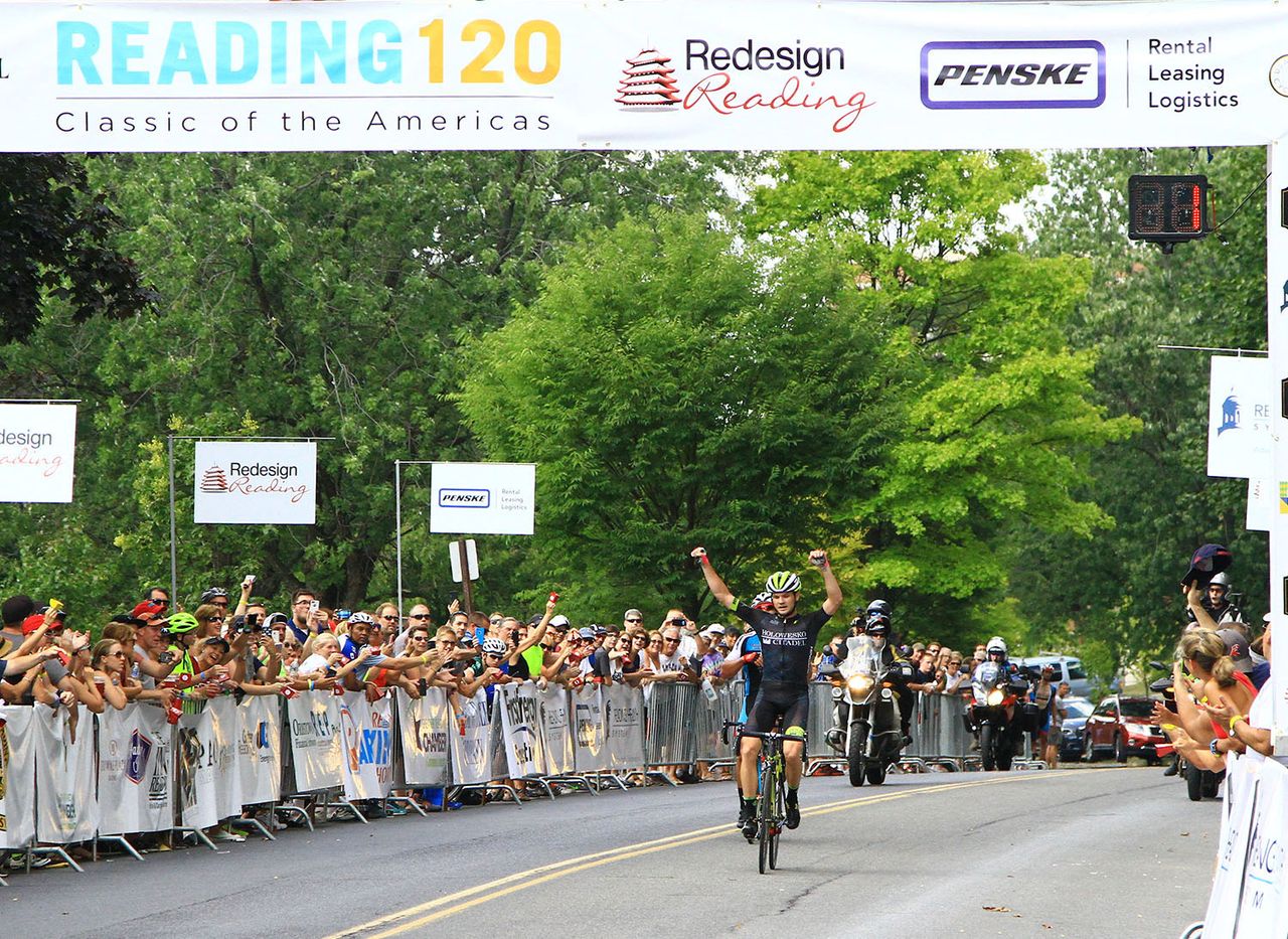 Oscar Clarke (Holowesko &ndash; Citadel) wins Reading 120