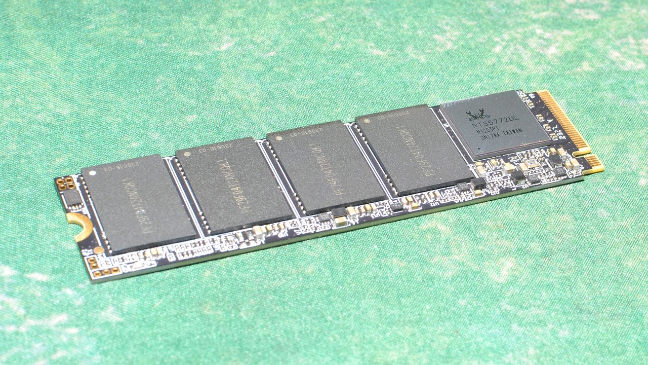 AGI AI818 2TB SSD