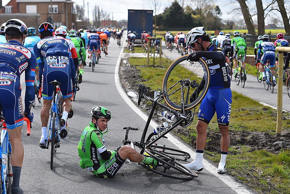 Fernando Gaviria (Etixx-QuickStep) gets tangled up at Gent-Wevelgem