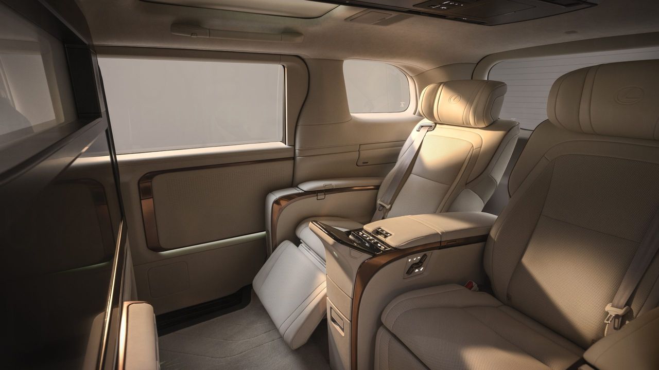 Lexis LM luxury people mover