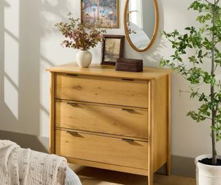 3 Drawer Modern Wood Dresser