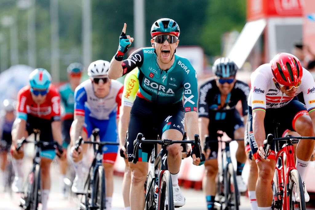 UTRECHT NETHERLANDS AUGUST 20 Sam Bennett of Ireland and Team Bora Hansgrohe celebrates winning during the 77th Tour of Spain 2022 Stage 2 a 1751km stage from sHertogenbosch to Utrecht LaVuelta22 WorldTour on August 20 2022 in Utrecht Netherlands Photo by Bas CzerwinskiGetty Images