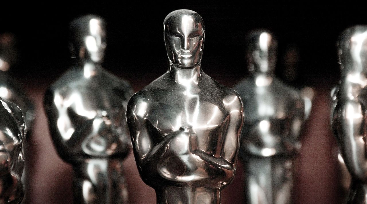 Oscar statuettes