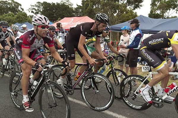 Darren Rolfe (left,Fly V Australia) from Queensland and Tom Southam (Rapha Condor) from Great Britain on the gradual climb up the Midland Highway.