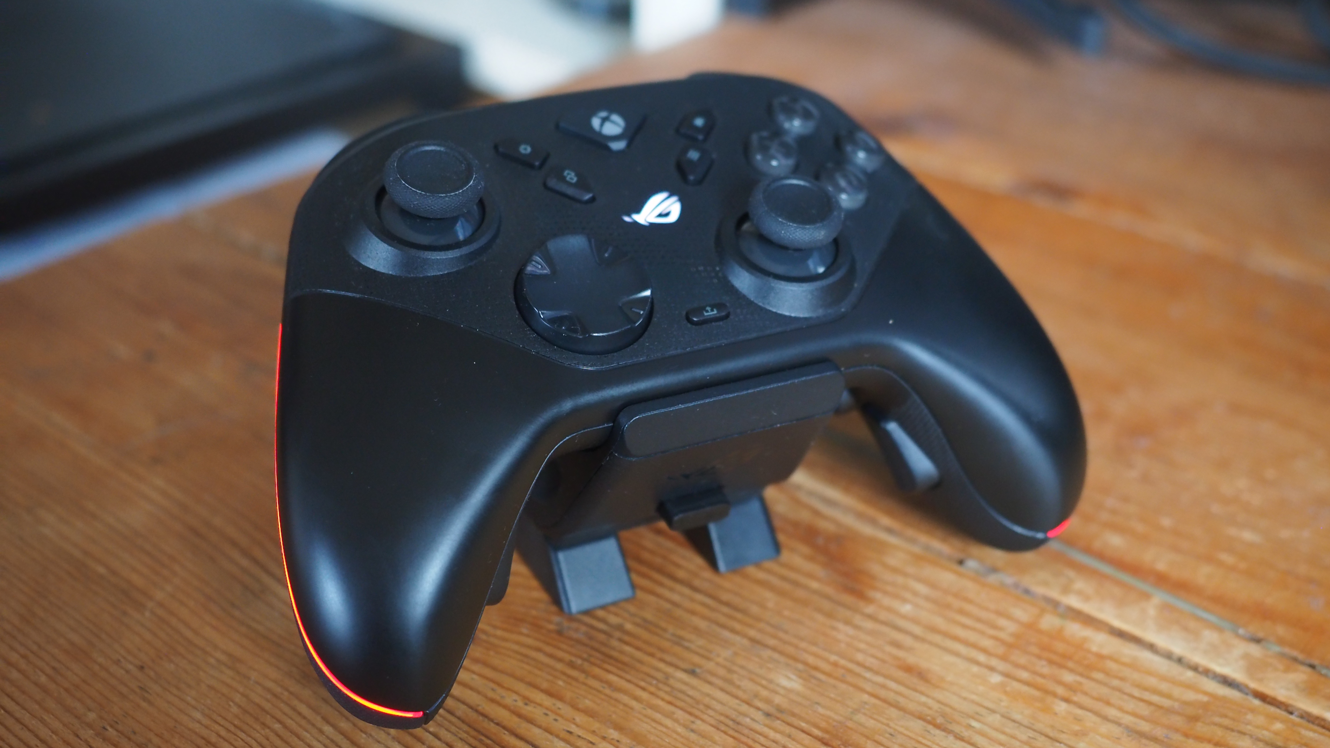 ASUS RAIKIRI II XBOX WIRELESS CONTROLLER